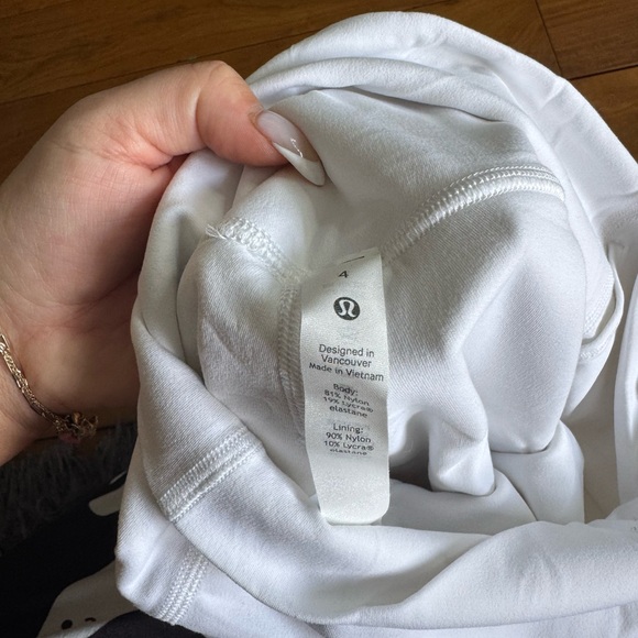 Lululemon Women's White High-Waisted Shorts - Picture 3 of 3